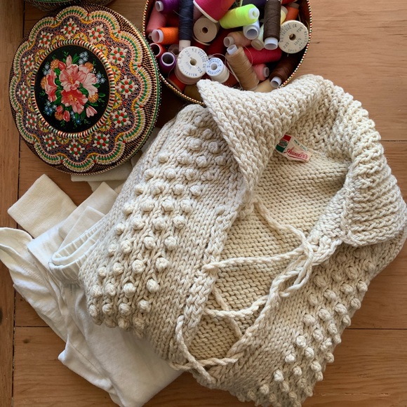 Vintage Sweaters - Vintage 50s popcorn knit lace up sweater 1360